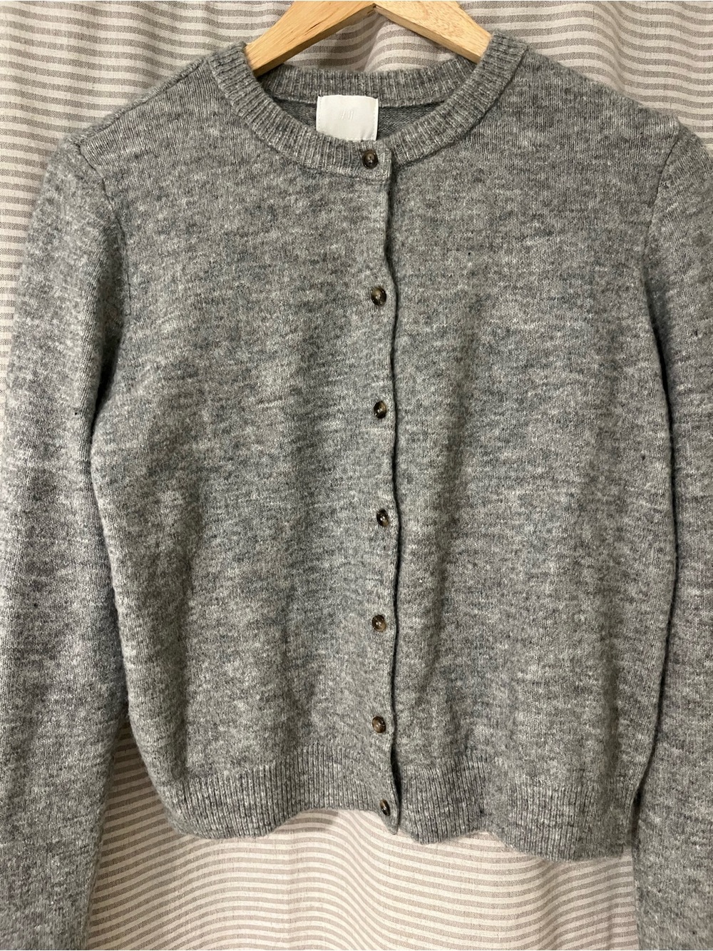 H&M Heather Gray Crewneck Button-Front Cardigan